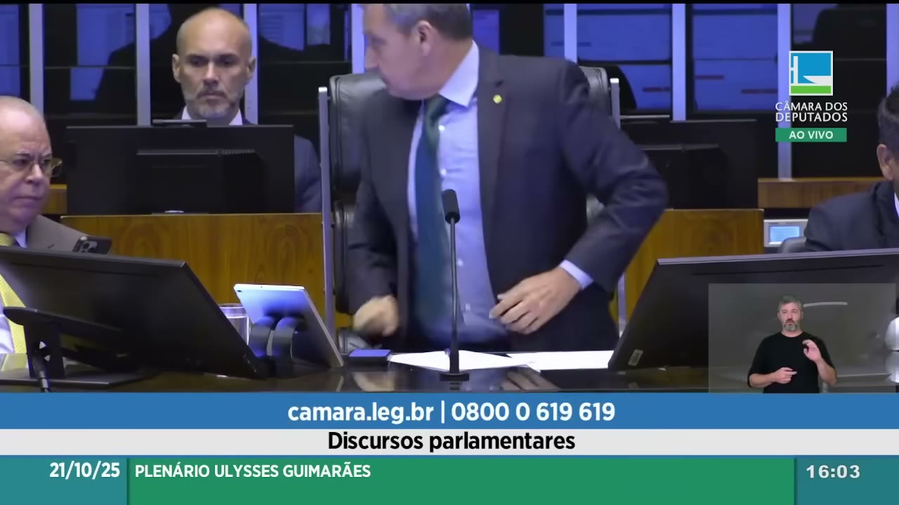 Vídeo do evento em 2:08:44