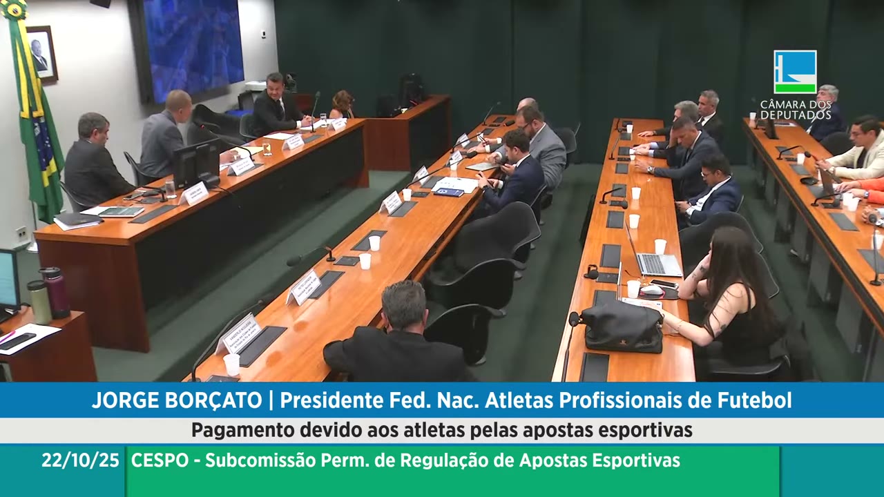 Vídeo do evento em 1:14:08