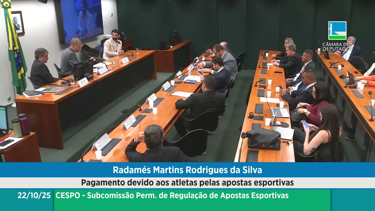 Vídeo do evento em 1:24:05