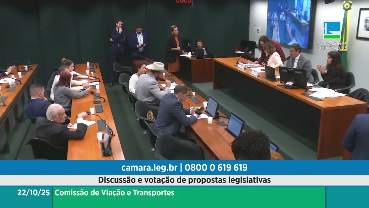 Vídeo do evento em 1:03:45