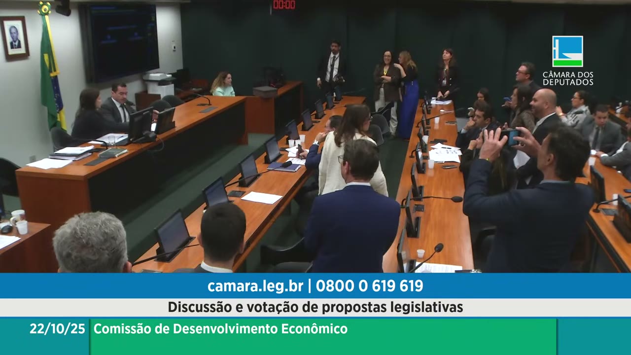 Vídeo do evento em 1:14:56