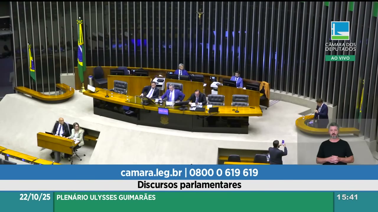 Vídeo do evento em 1:44:44