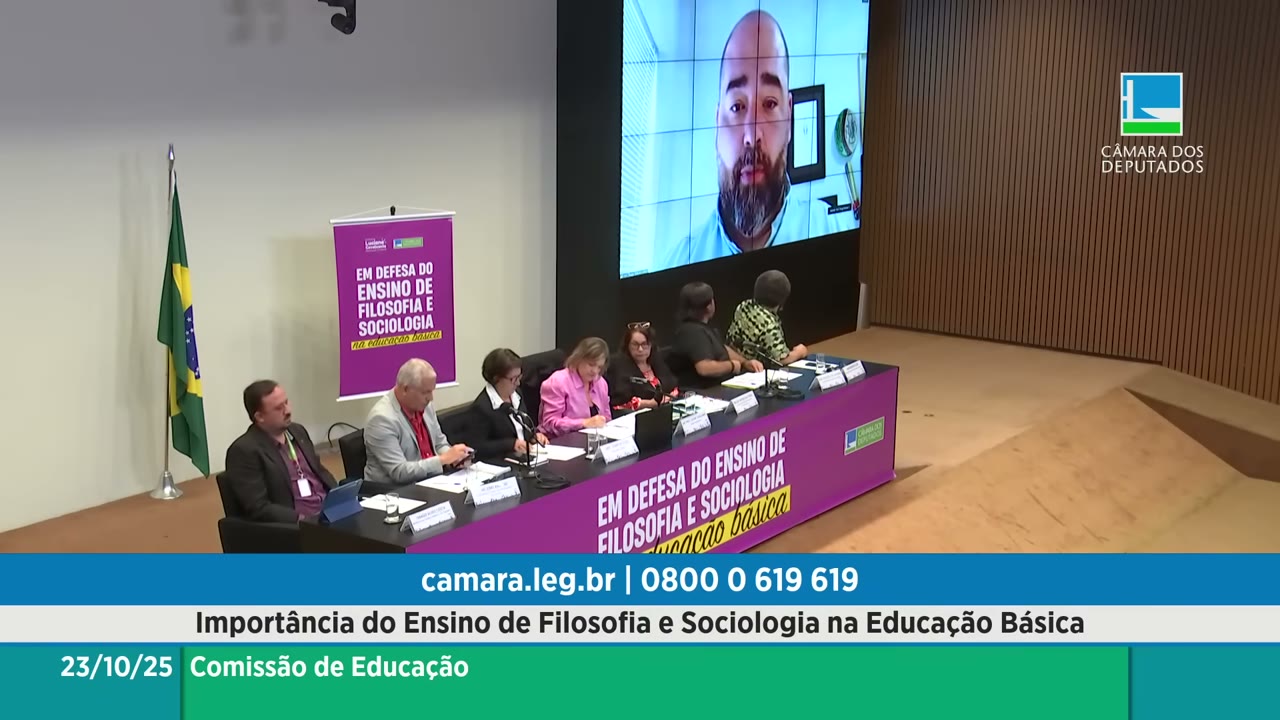 Vídeo do evento em 1:04:29