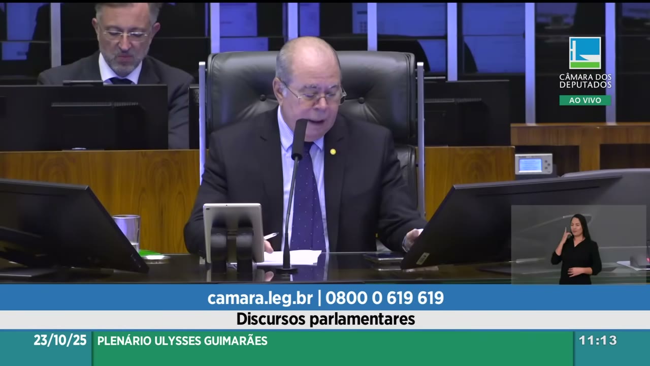 Vídeo do evento em 1:07:09