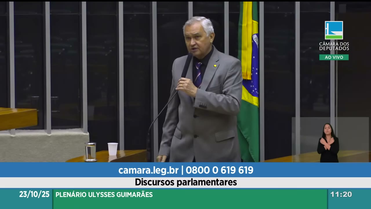 Vídeo do evento em 1:14:24