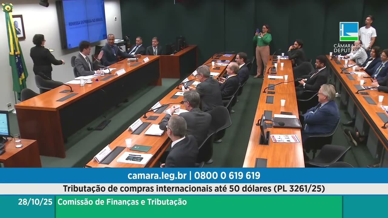 Vídeo do evento em 1:53:47