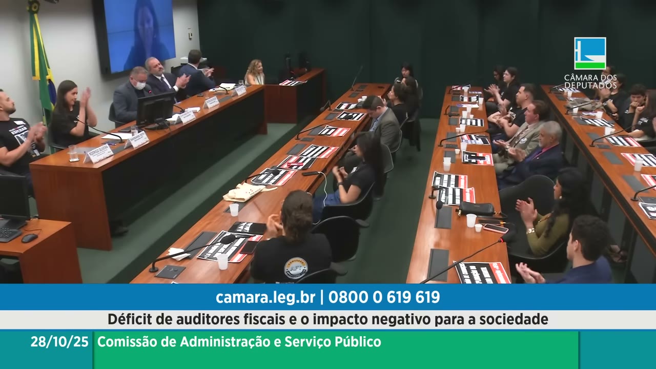 Vídeo do evento em 1:45:00