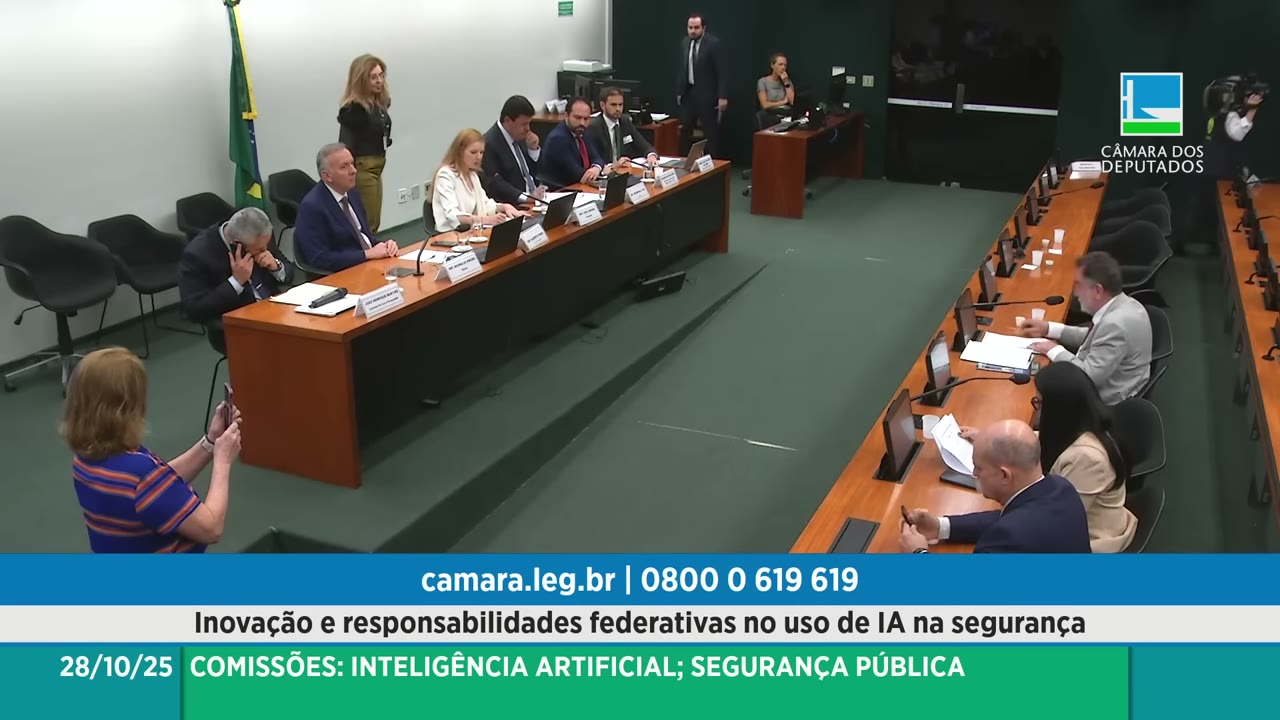 Vídeo do evento em 1:08:31