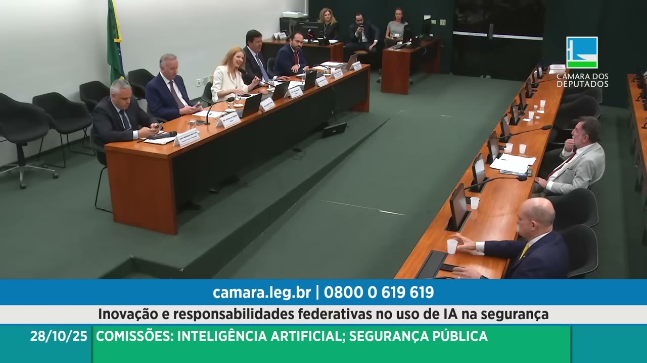 Vídeo do evento em 1:23:20