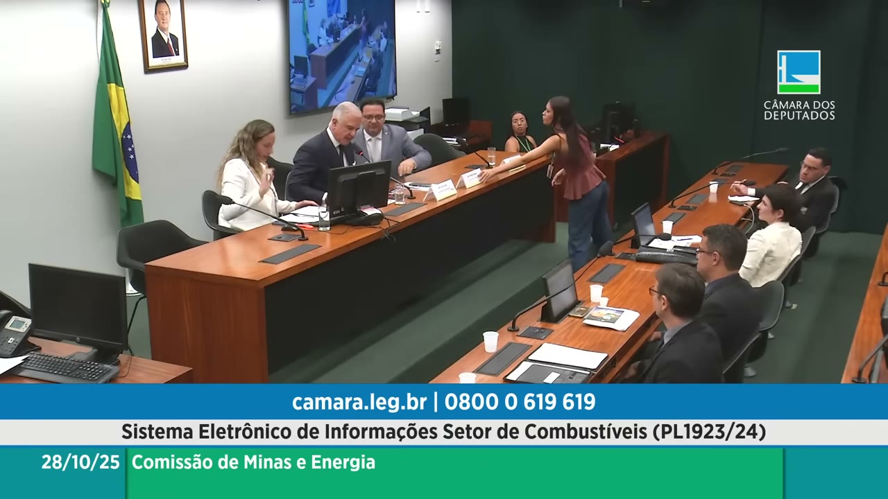 Vídeo do evento em 22:37