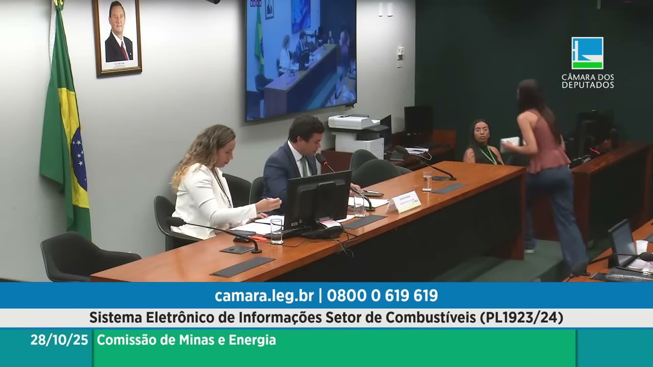 Vídeo do evento em 1:07:10