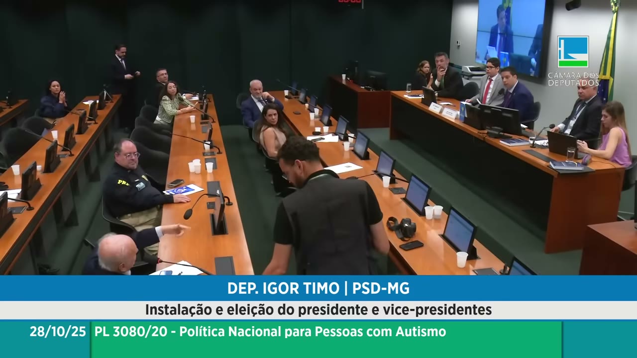 Vídeo do evento em 2:08:46