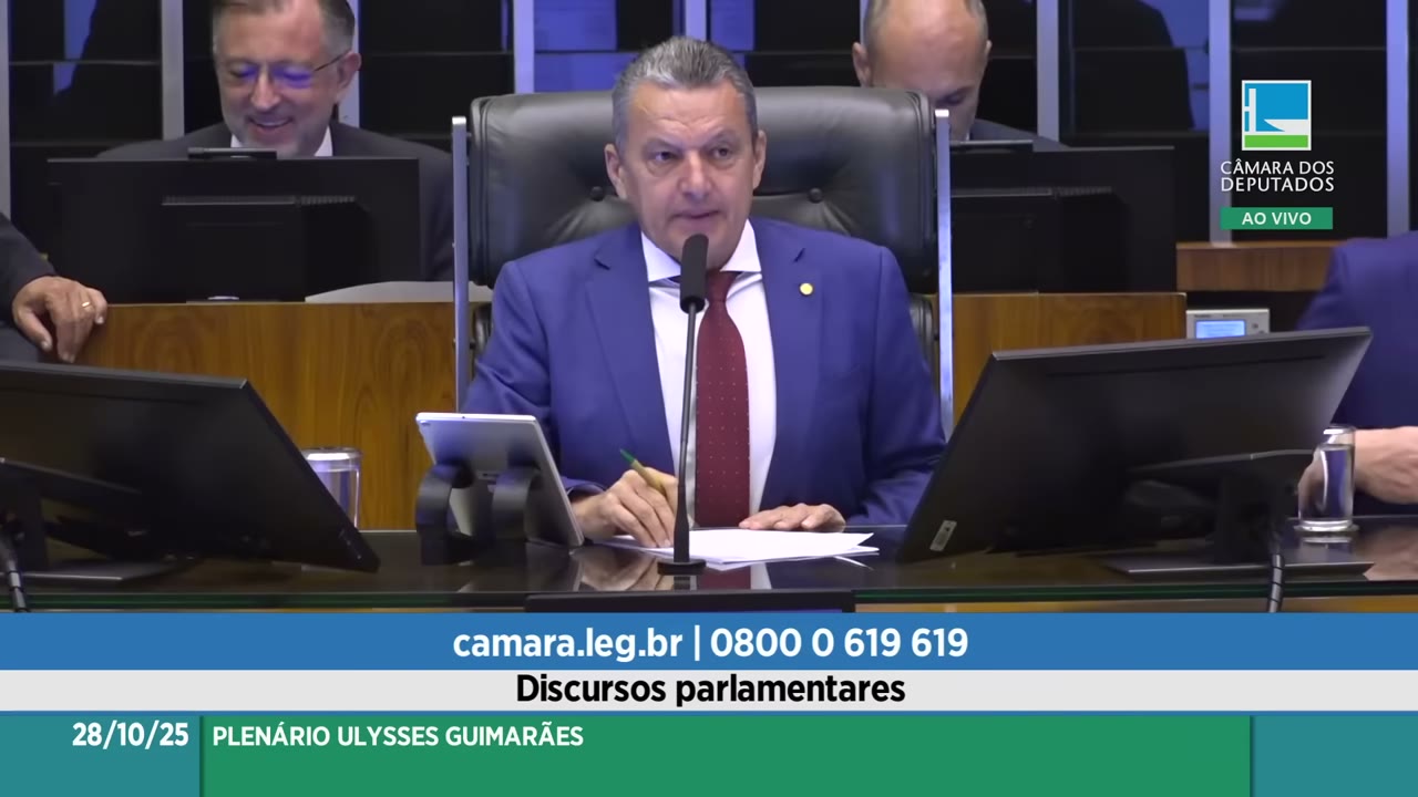 Vídeo do evento em 1:15:10