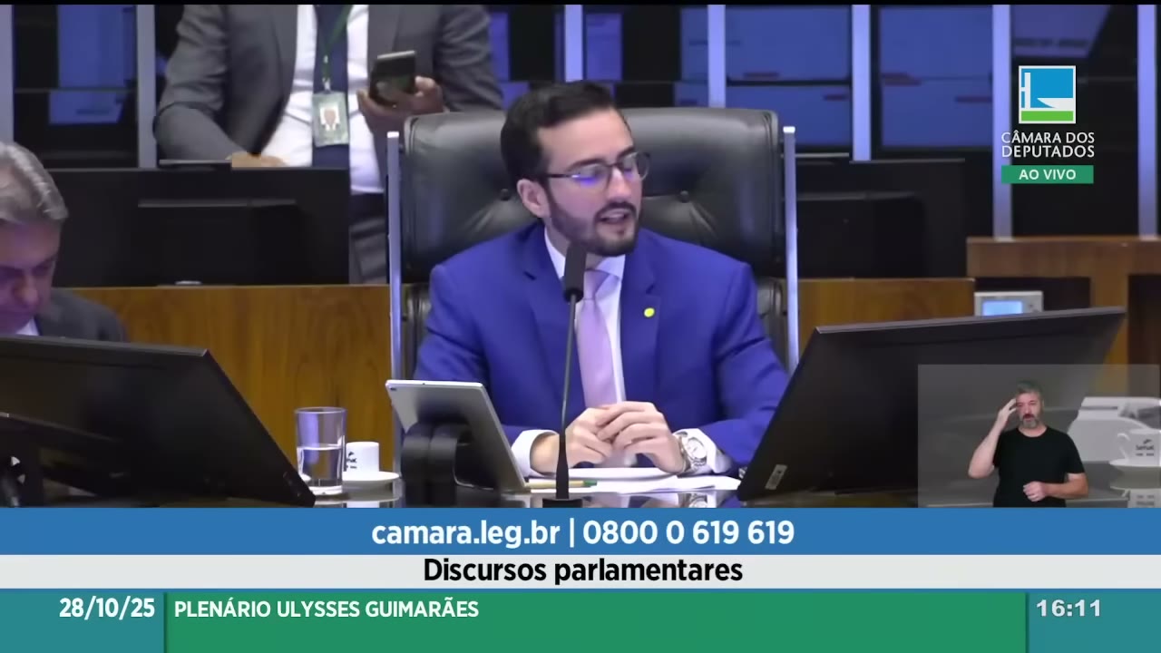 Vídeo do evento em 1:00:35