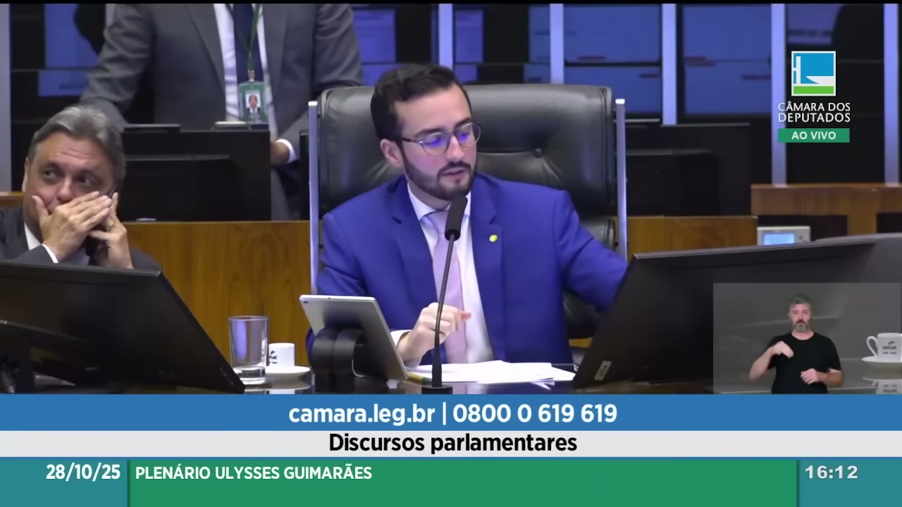 Vídeo do evento em 1:02:12