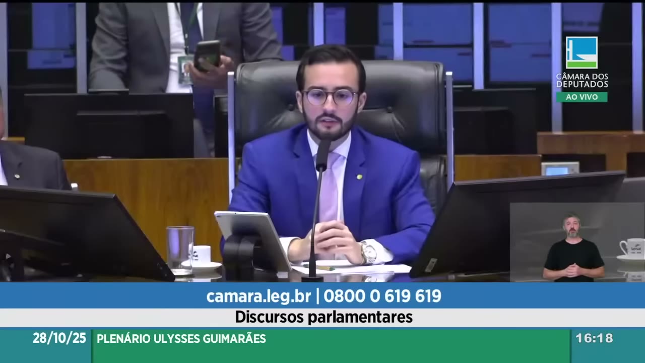 Vídeo do evento em 1:07:28