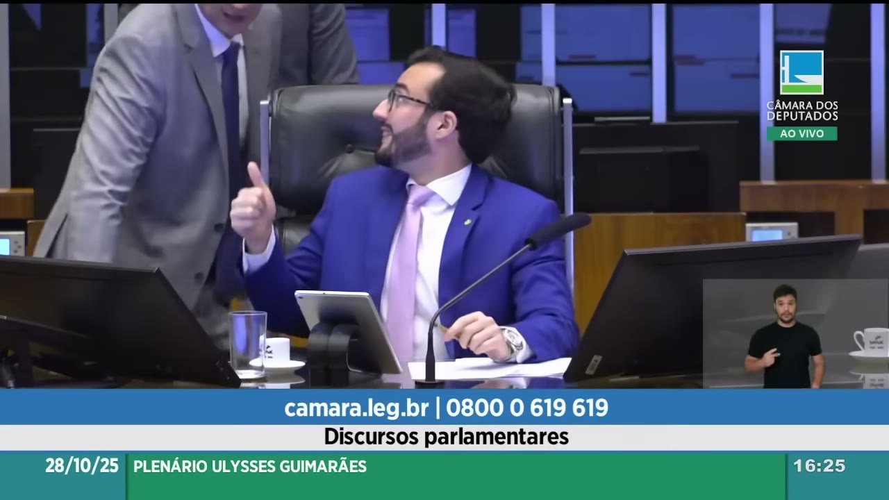 Vídeo do evento em 1:15:15
