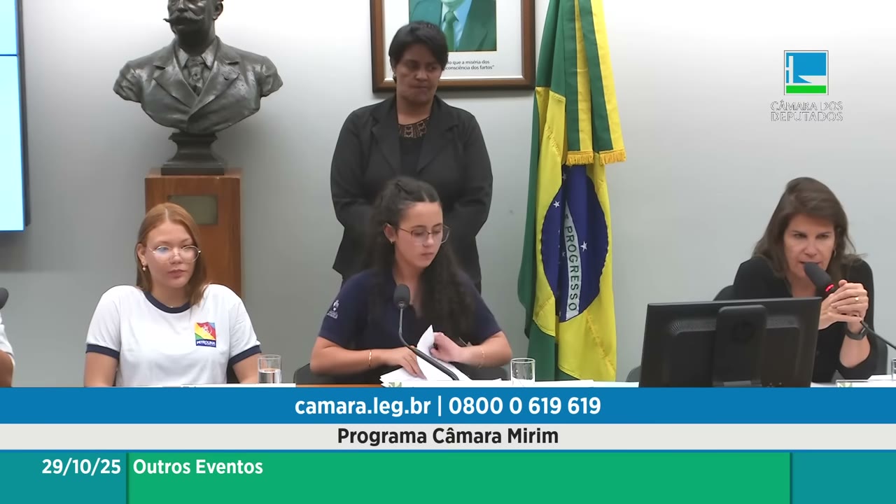 Vídeo do evento em 57:00