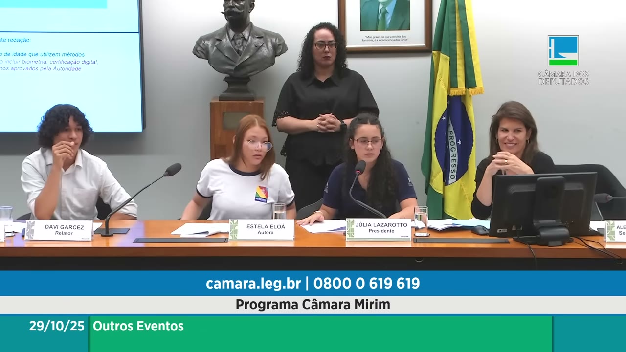 Vídeo do evento em 1:09:55
