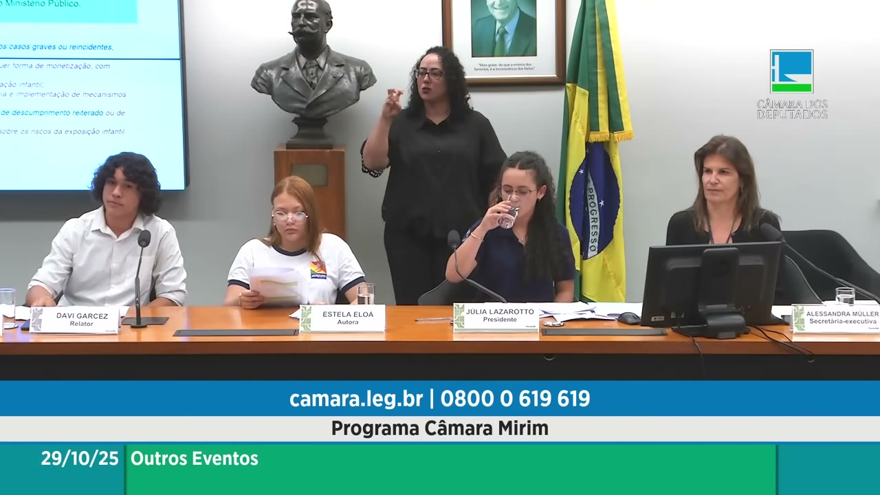 Vídeo do evento em 1:21:27