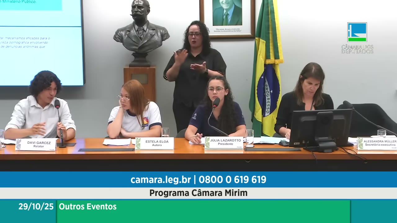 Vídeo do evento em 2:01:59