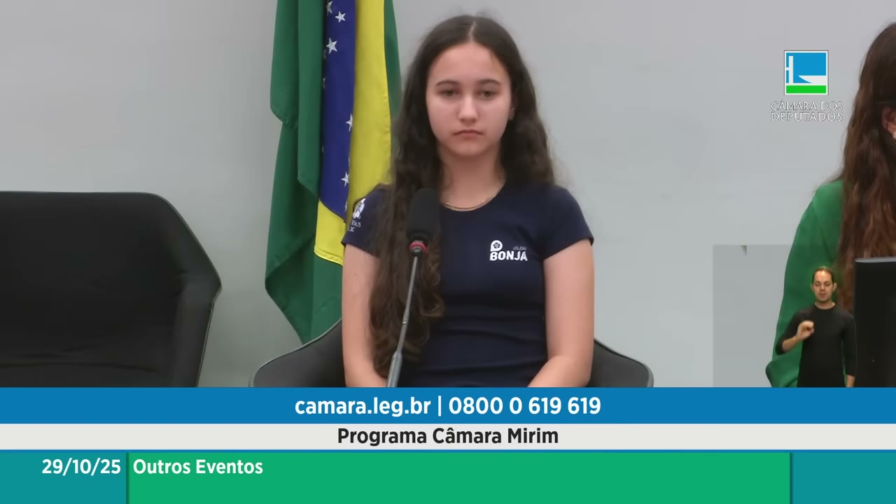 Vídeo do evento em 1:04:22