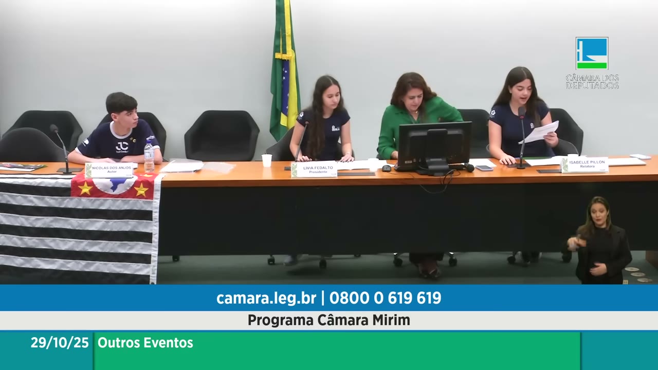 Vídeo do evento em 1:39:29