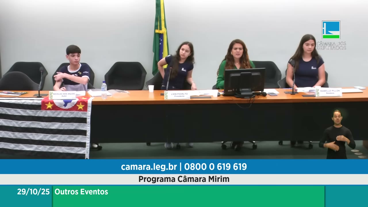 Vídeo do evento em 1:48:43