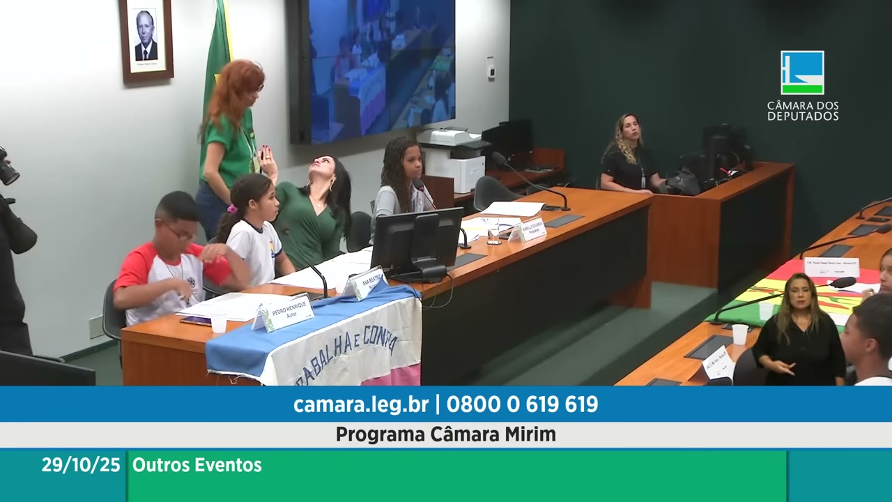 Vídeo do evento em 1:14:15