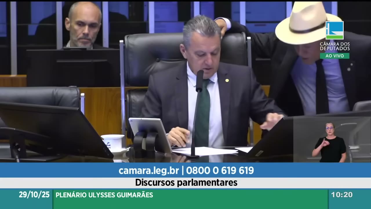 Vídeo do evento em 38:00