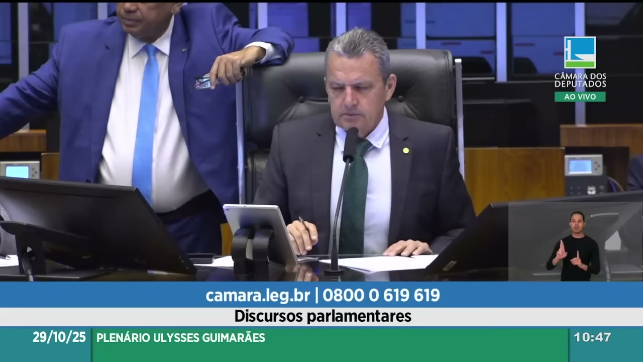 Vídeo do evento em 1:05:09