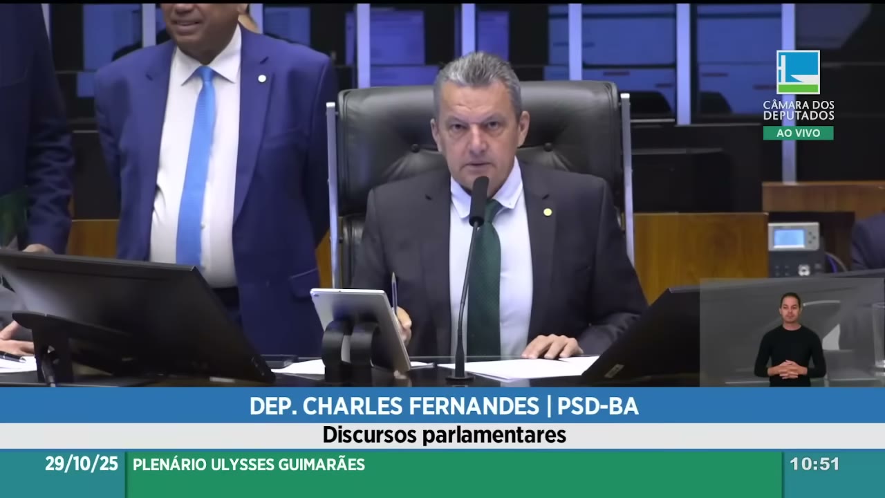 Vídeo do evento em 1:09:20