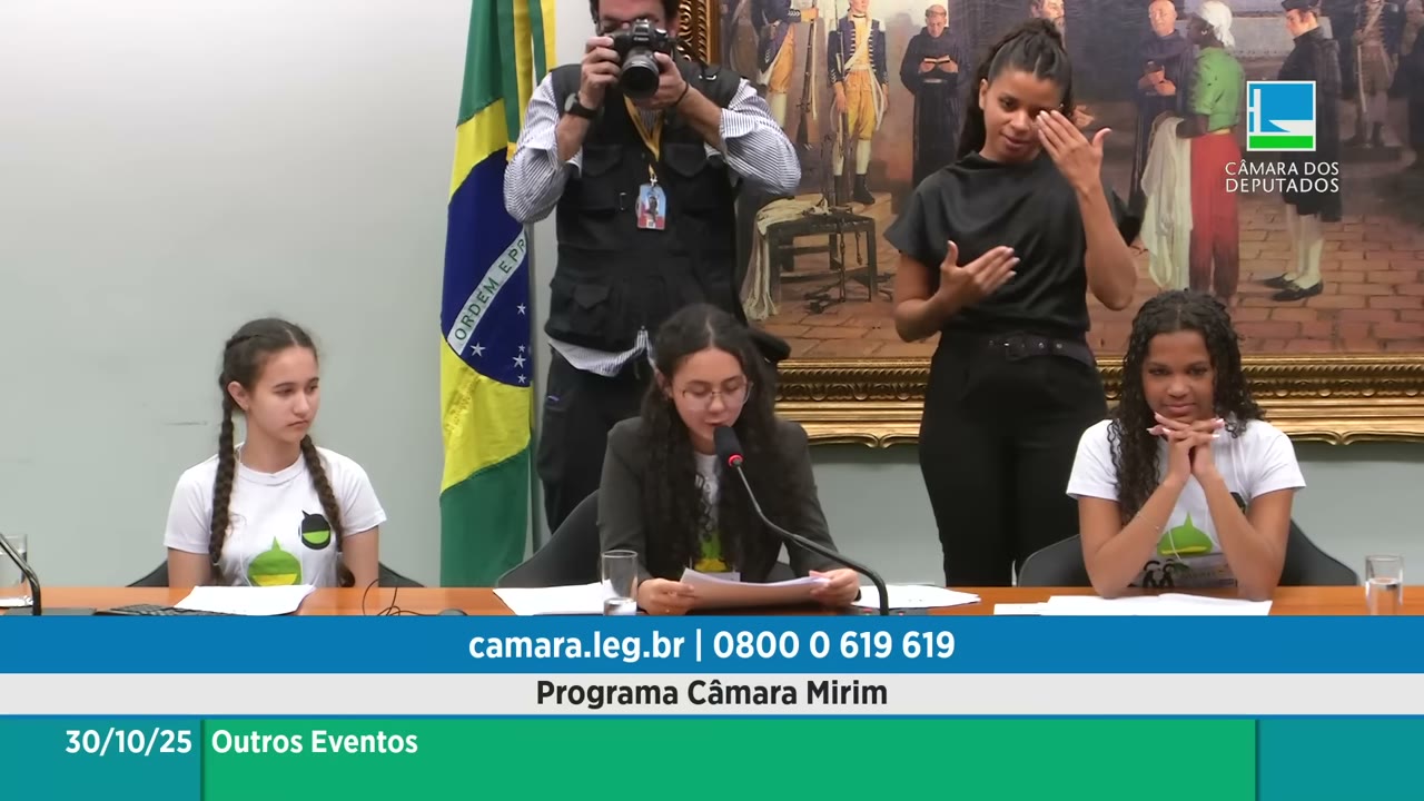 Vídeo do evento em 1:23:01