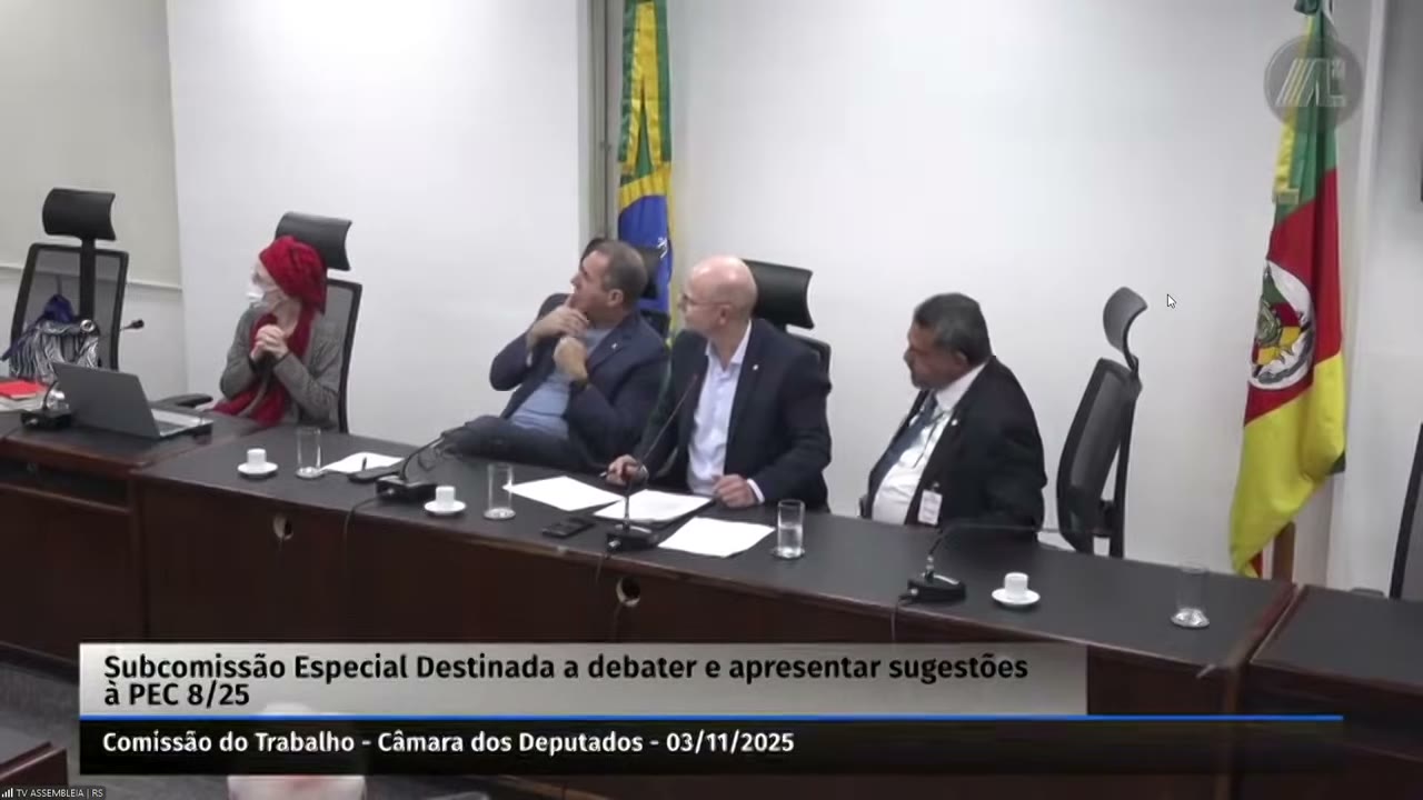 Vídeo do evento em 1:15:44