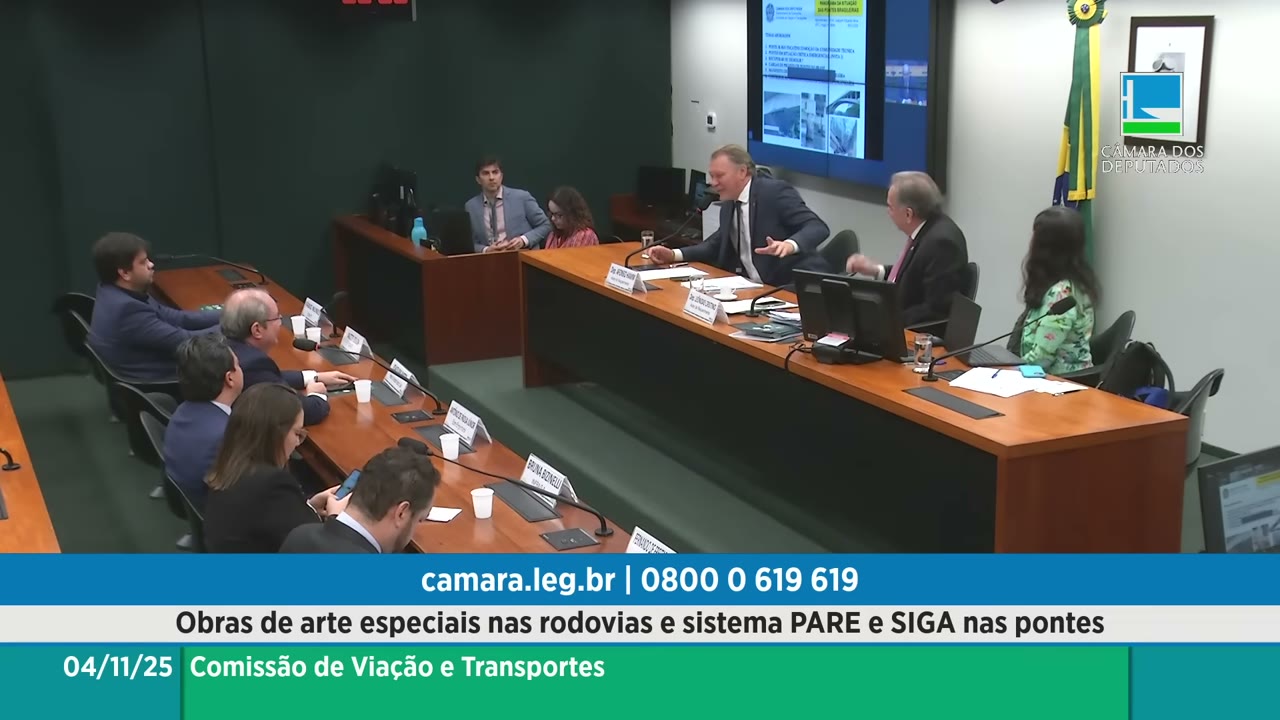 Vídeo do evento em 2:03:28