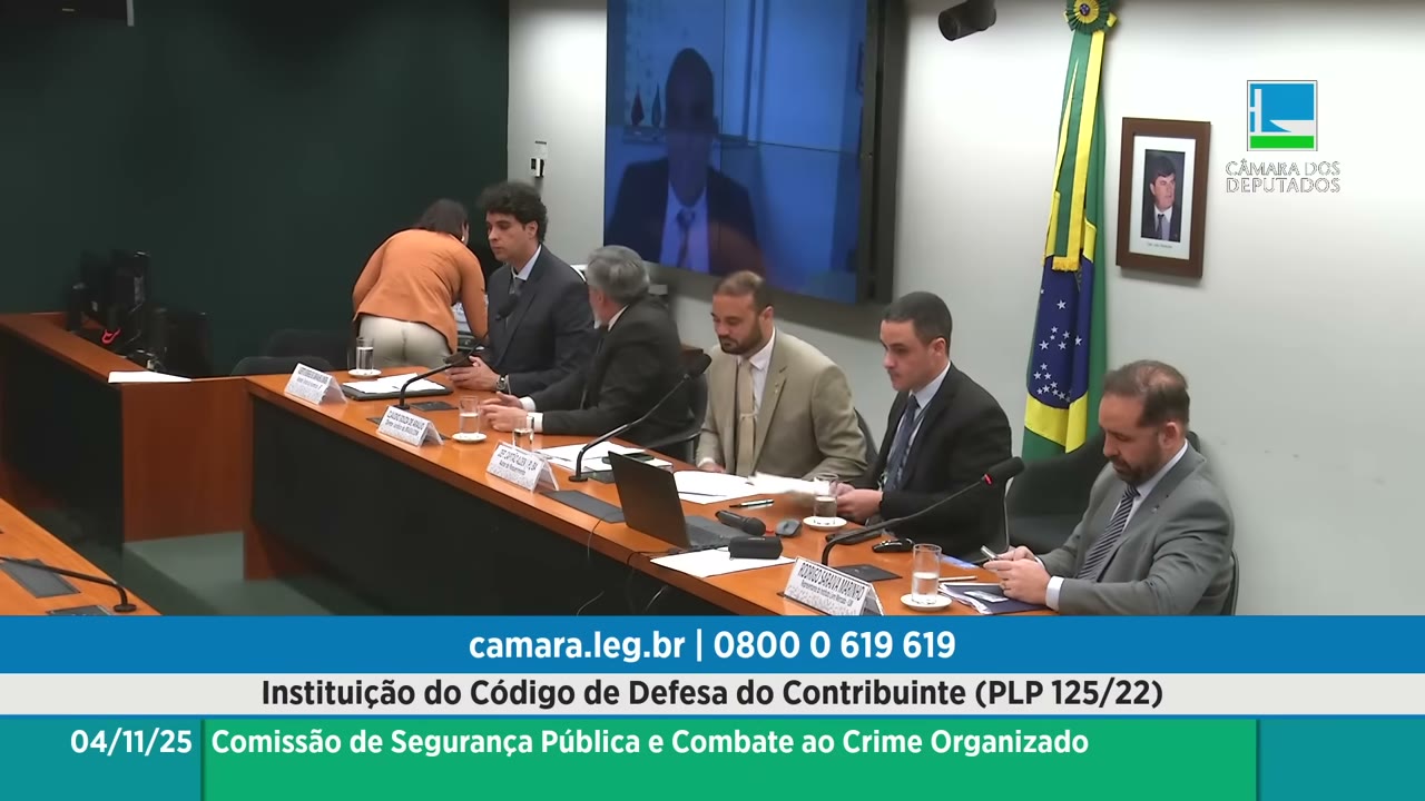 Vídeo do evento em 1:40:04