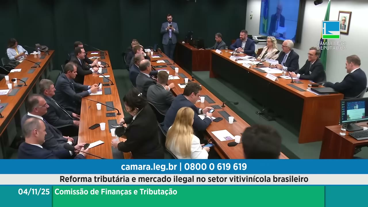 Vídeo do evento em 1:05:37