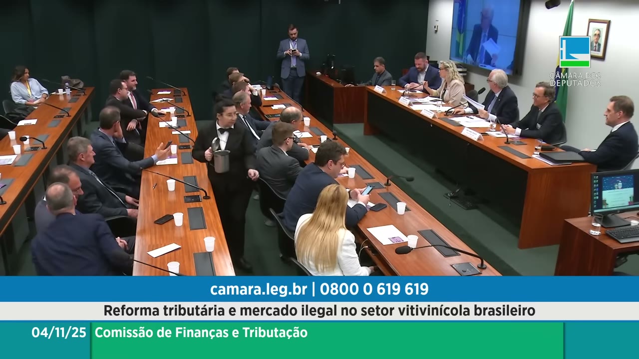 Vídeo do evento em 1:05:58