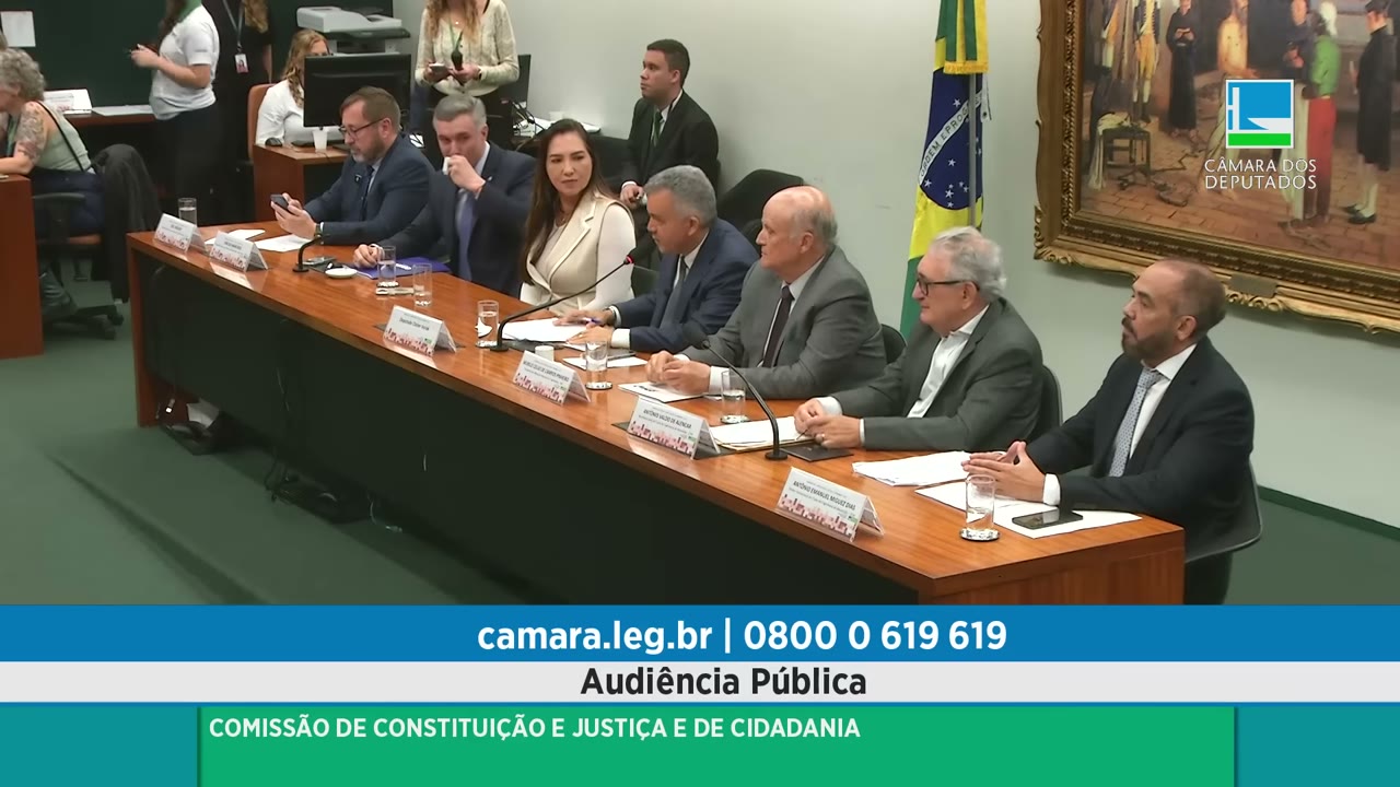 Vídeo do evento em 1:31:23