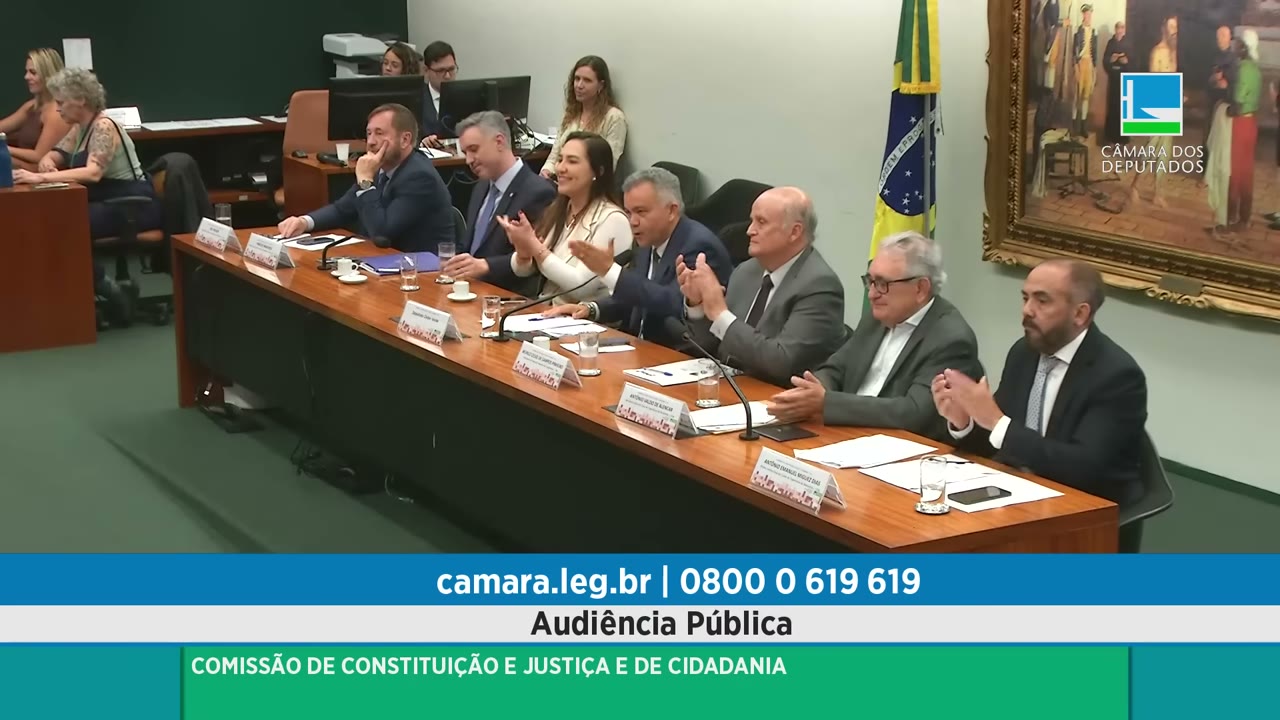 Vídeo do evento em 1:48:49