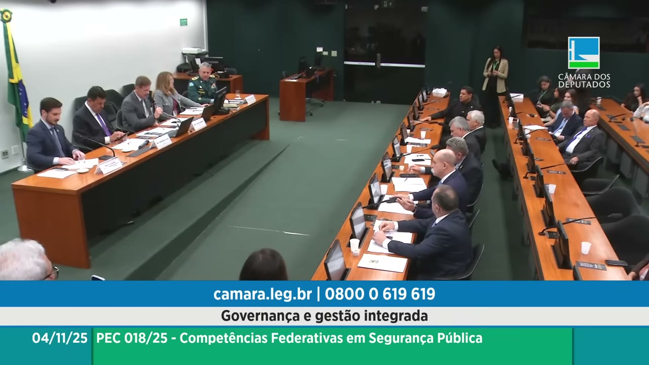 Vídeo do evento em 1:02:32
