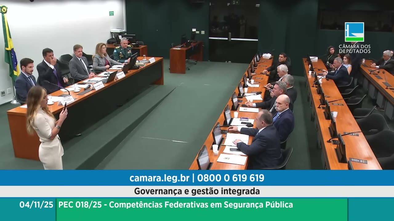 Vídeo do evento em 1:09:06