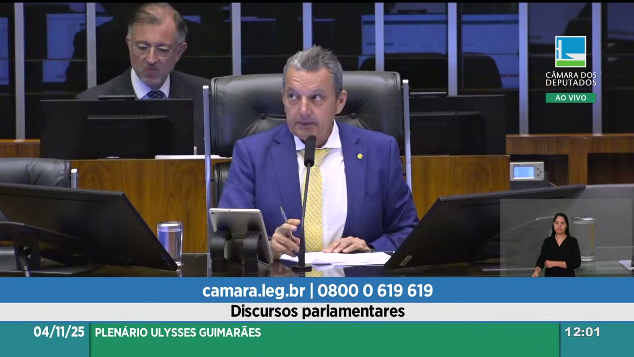 Vídeo do evento em 1:44:28