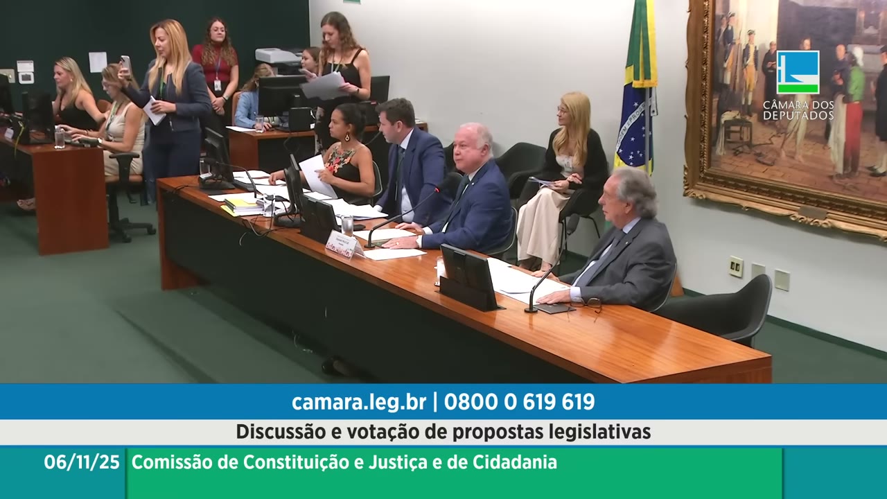 Vídeo do evento em 26:00