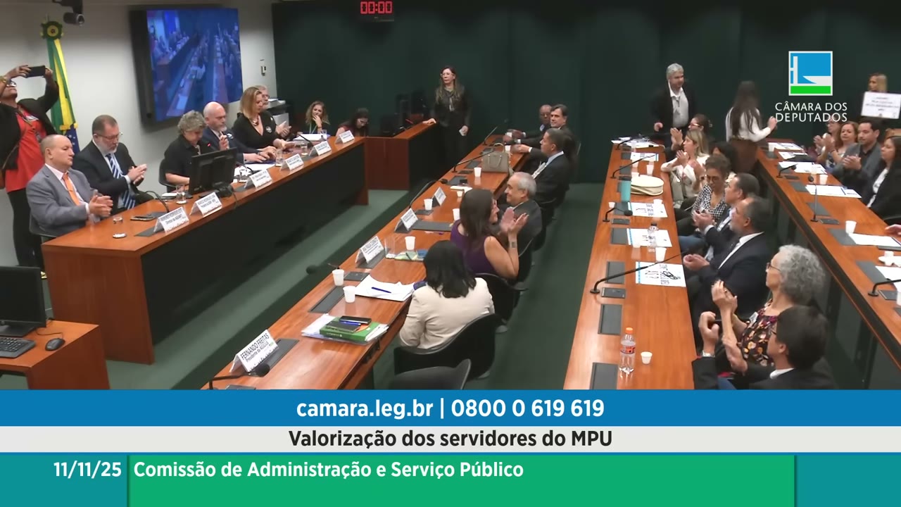 Vídeo do evento em 1:36:28
