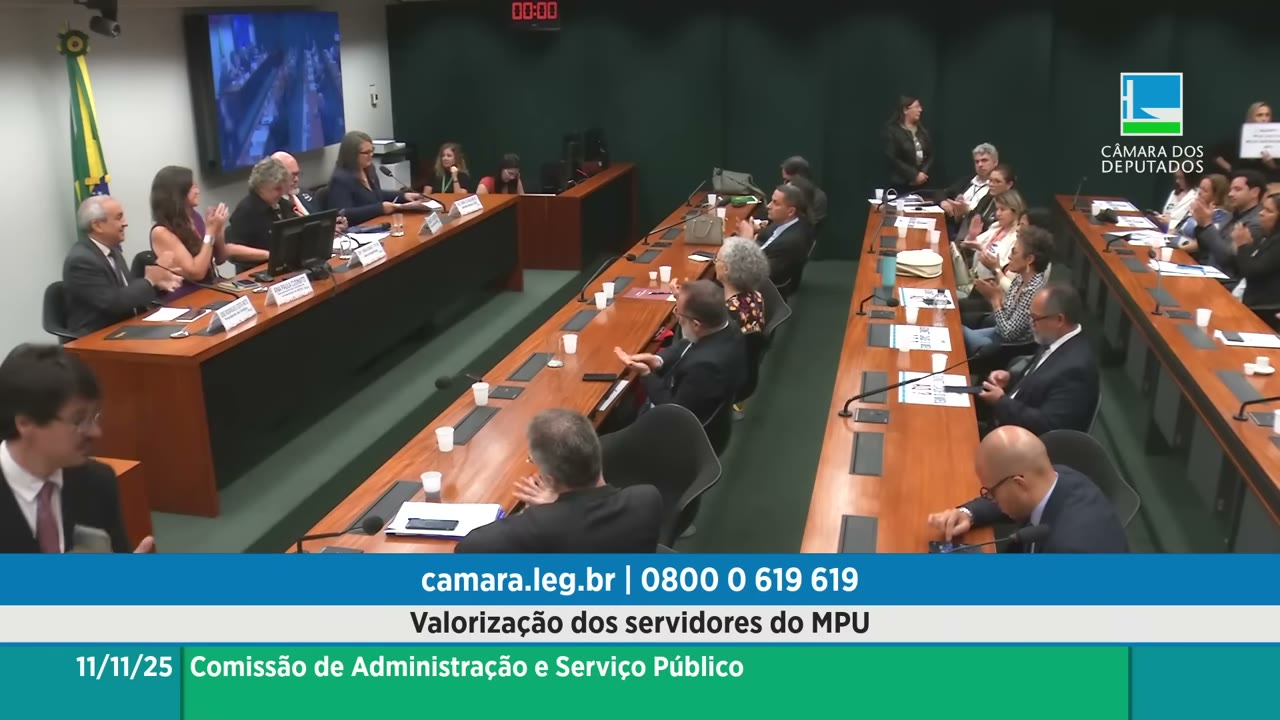 Vídeo do evento em 1:52:43