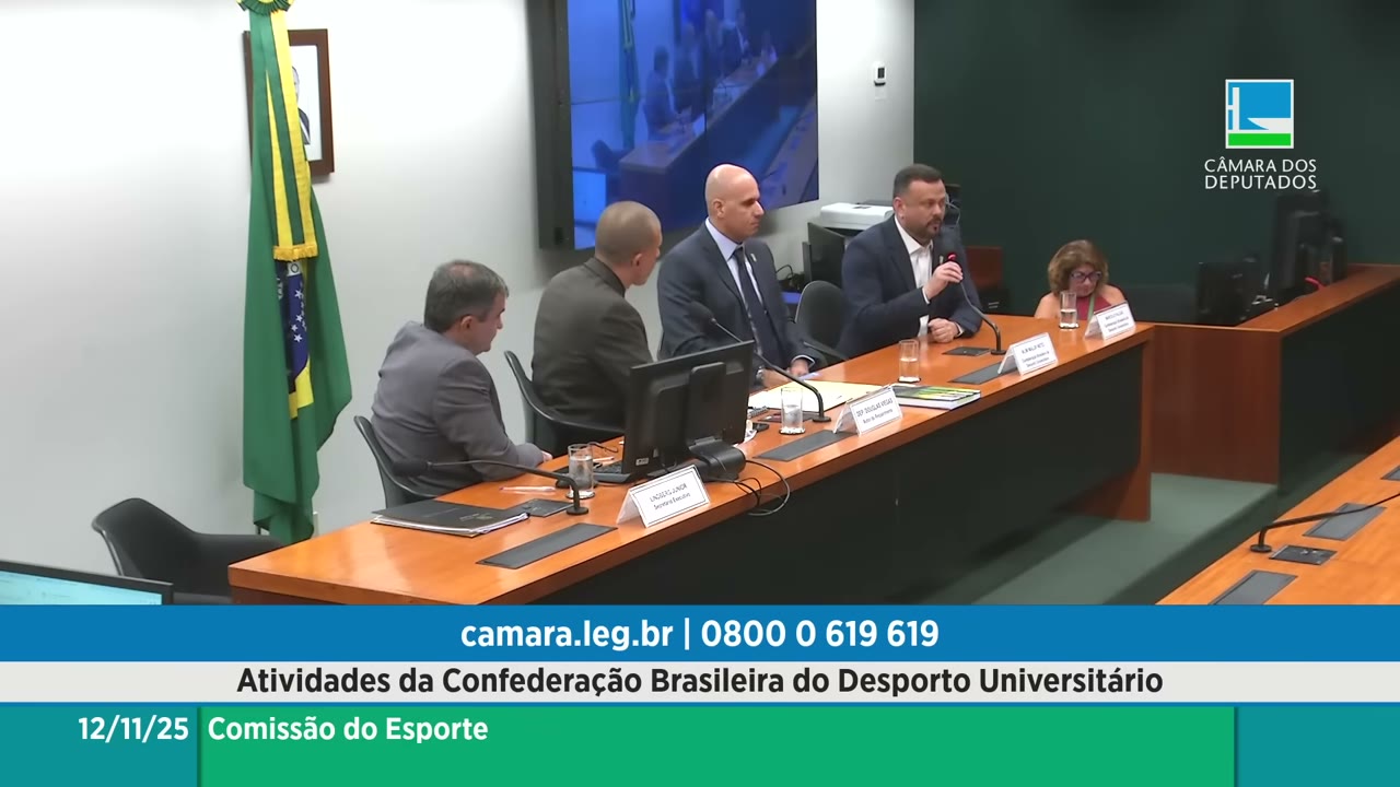 Vídeo do evento em 1:00:27