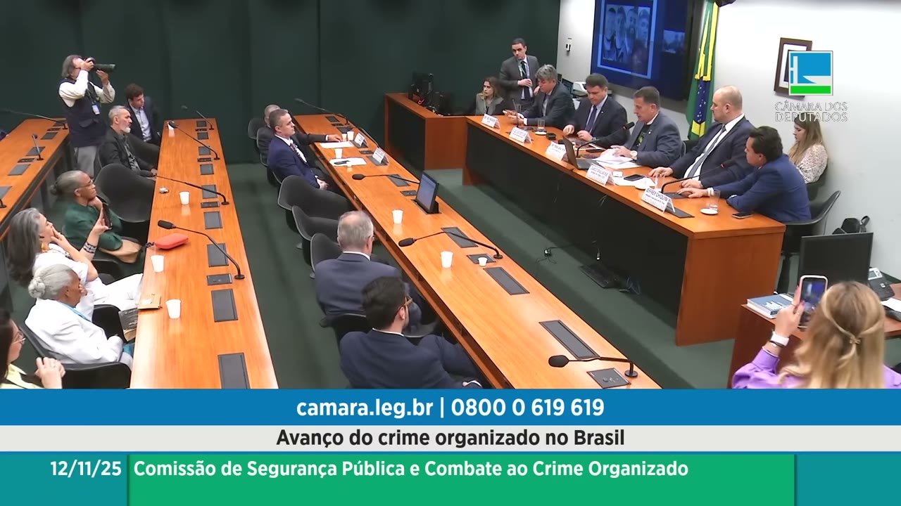 Vídeo do evento em 1:13:33