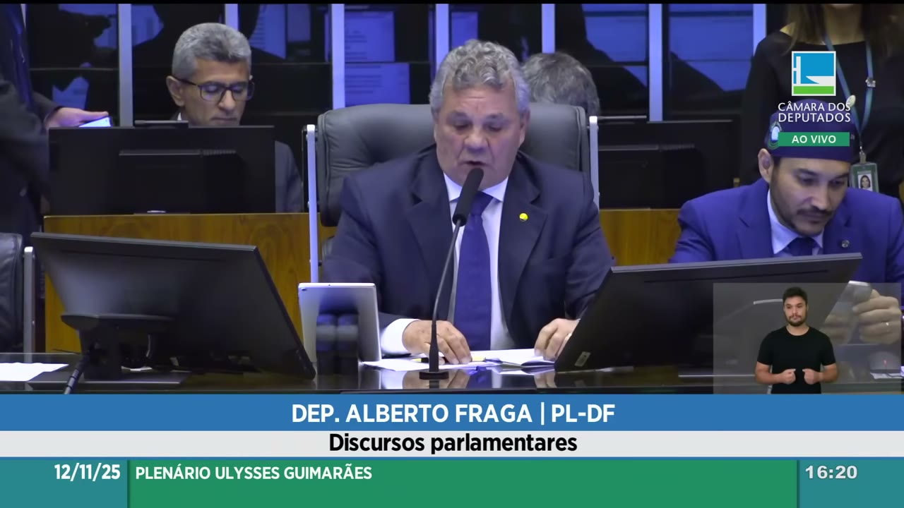 Vídeo do evento em 1:39:34