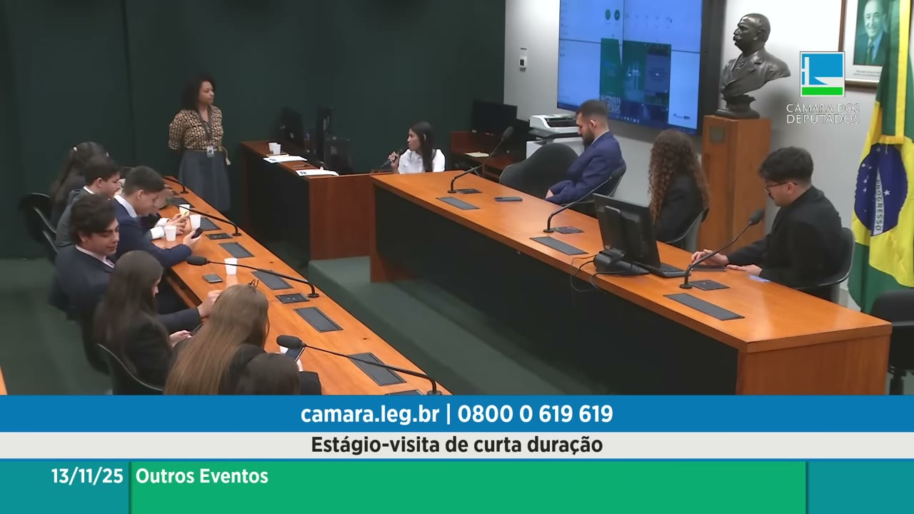 Vídeo do evento em 1:11:40